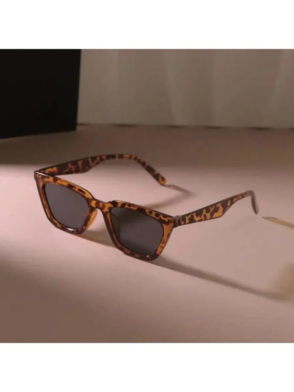 Casual Small Frame Square Sunglasses